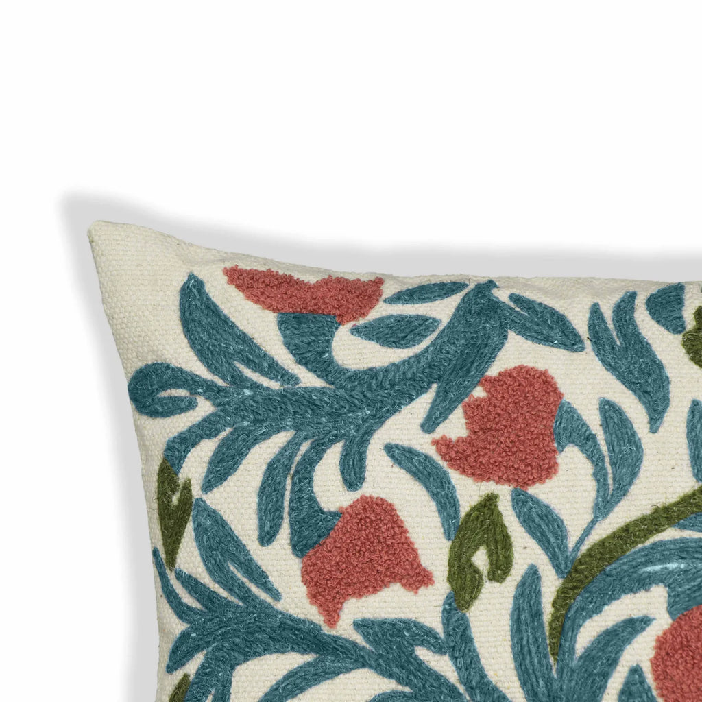Embroidered accent cushion tulip
