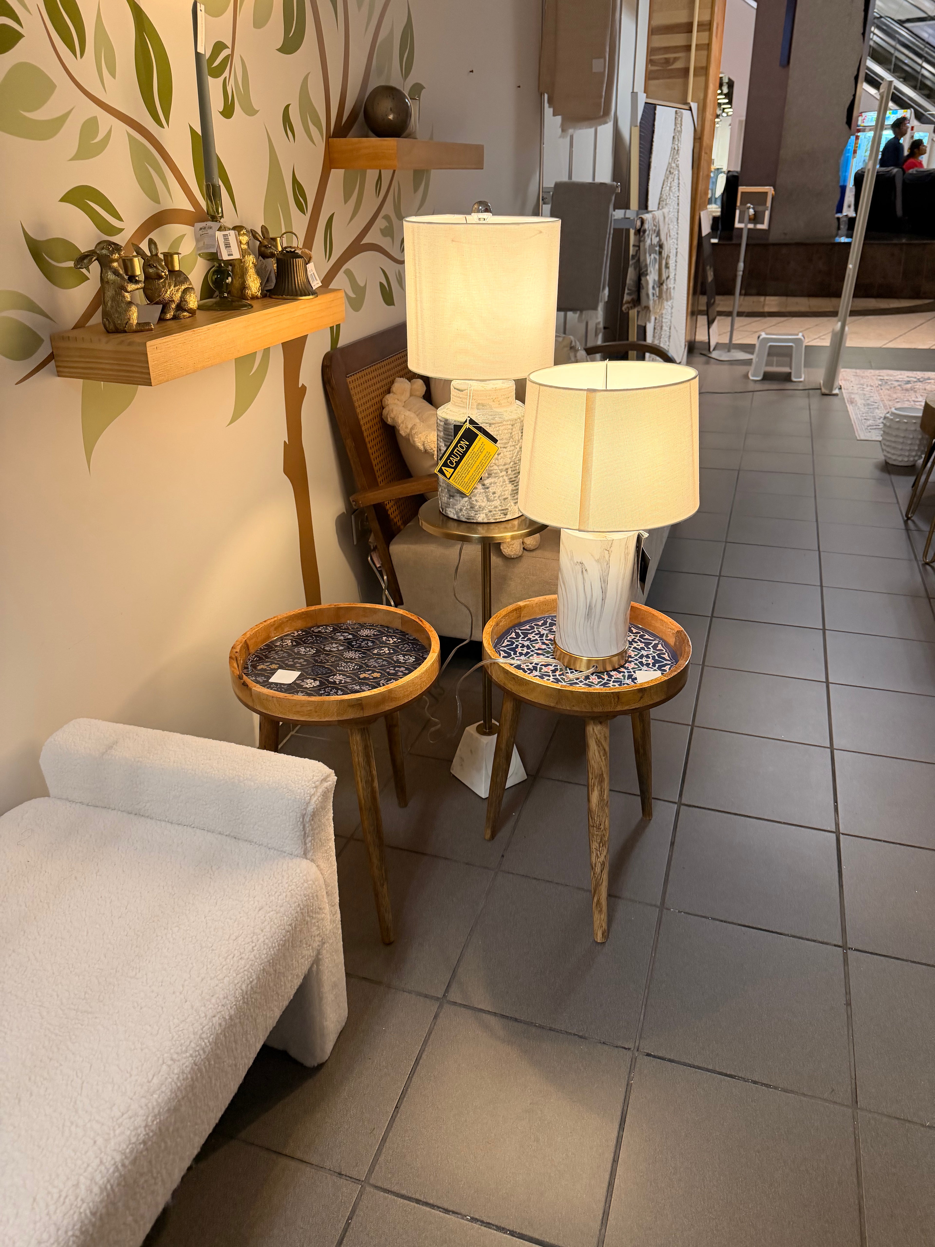 Decorative end table